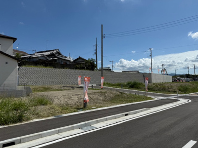  | 富田林市廿山2丁目B号地（小金台小学校）