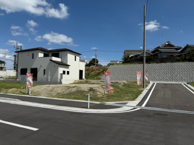  | 富田林市廿山2丁目B号地（小金台小学校）