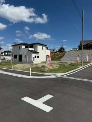 | 富田林市廿山2丁目B号地（小金台小学校）