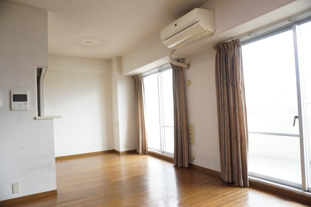 ディオ・フェルティ大東緑ヶ丘の居間・リビング