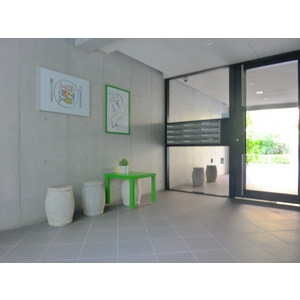 Lantern Court池之端のロビー