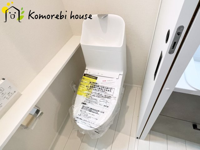 さいたま市大宮区大成町　第1　新築一戸建て　Bのトイレ|落ち着いたトイレです