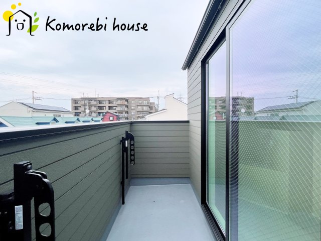 さいたま市大宮区大成町　第1　新築一戸建て　Bのバルコニー|落ち着いた時間を過ごせるバルコニーです