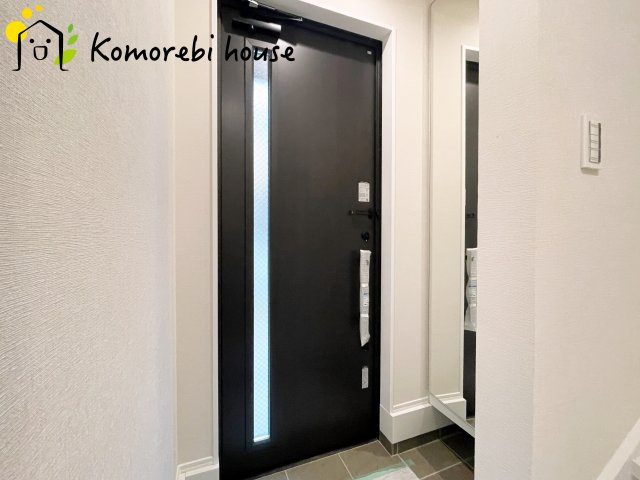 さいたま市大宮区大成町　第1　新築一戸建て　Bの玄関|ゆったりとした玄関です