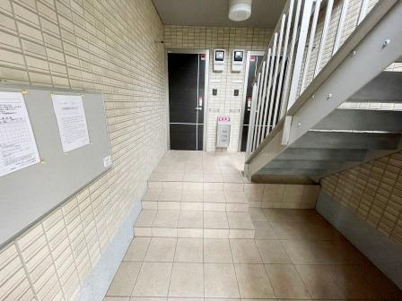 ハイツ幸のロビー