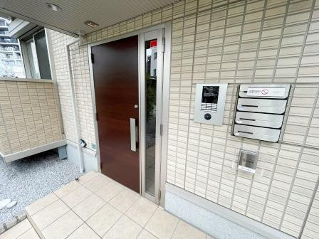ハイツ幸のエントランス