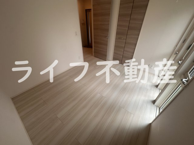 PRESENT WELL D-ROOMの寝室|落ち着いた色調の寝室です