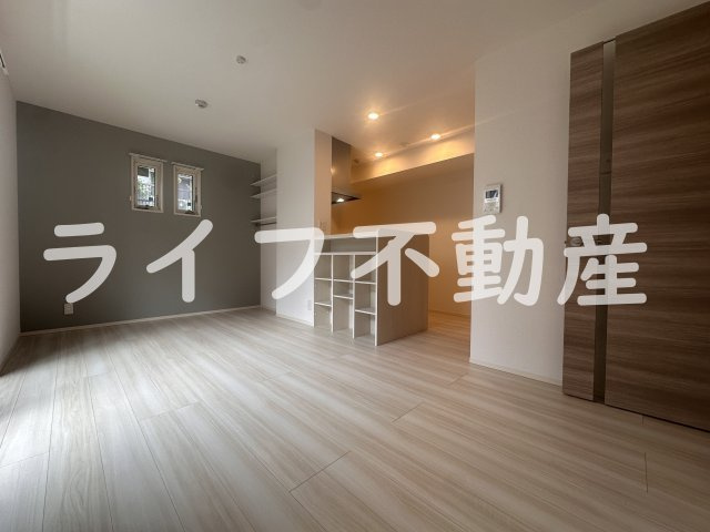 PRESENT WELL D-ROOMの居間・リビング|居間です