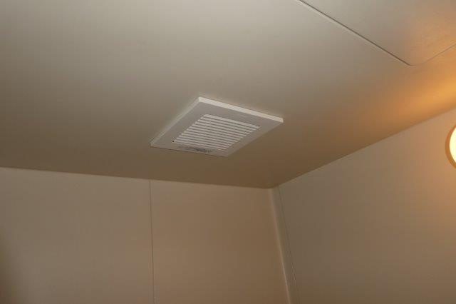 シェ・モアの浴室|浴室換気扇