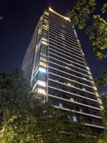 ミッドタワーグランドの外観