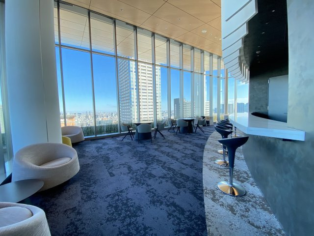 ミッドタワーグランドのロビー