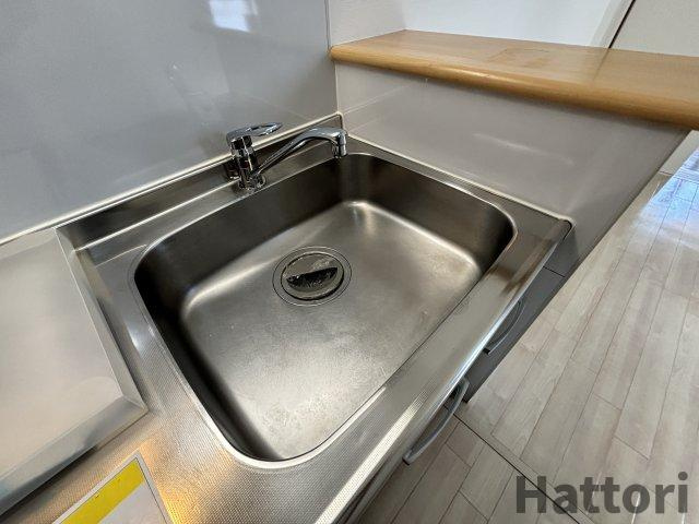 ルクレ新大阪レジデンスのキッチン