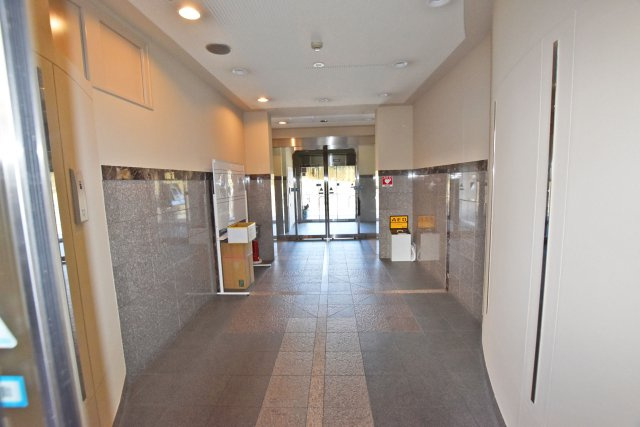 デュアル江坂広芝町のエントランス|2025年10月撮影