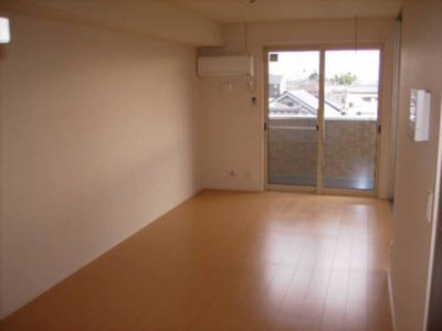 【居間・リビング】 | メゾンサカエ | リビングです