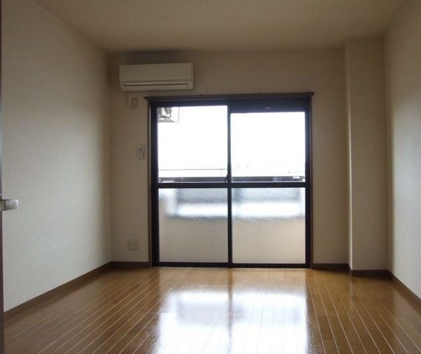 クレセールＮの寝室