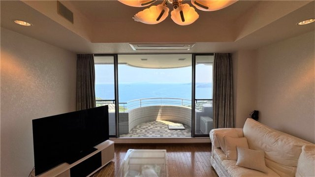 ドメーヌ熱海伊豆山の居間・リビング