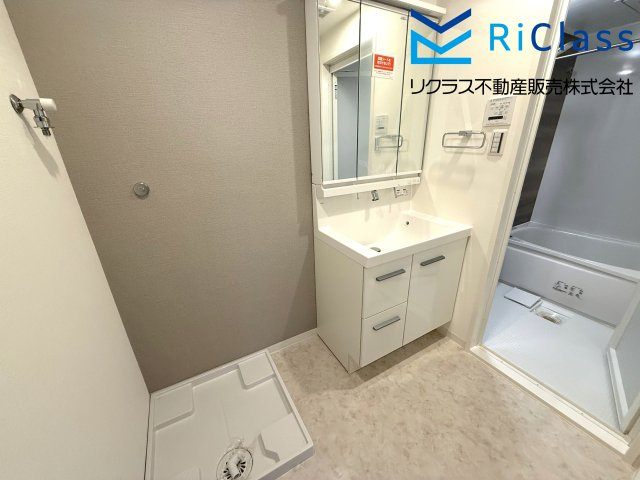 ロイヤルコート兵庫の独立洗面台|ランドリースペースあります