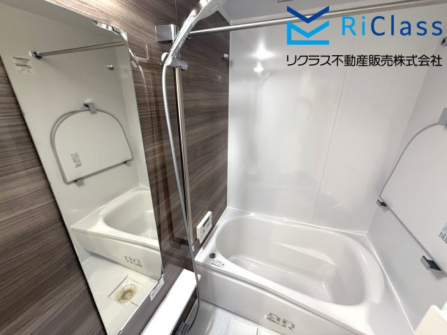 ロイヤルコート兵庫の浴室|お風呂です
浴室乾燥機付です