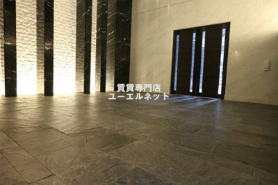 【エントランス】 | S-RESIDENCE江坂 | 綺麗なエントランス