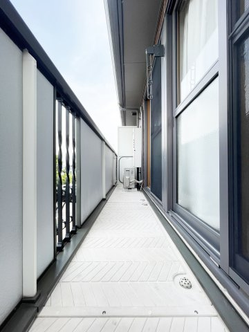 ウィルモア夷山　Ｂ棟のバルコニー