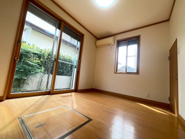 茂原市戸建ての洋室