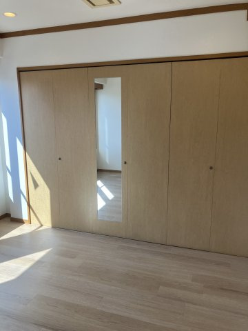 プレイスカサレリアの居間・リビング