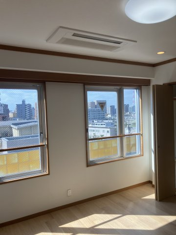 プレイスカサレリアの洋室