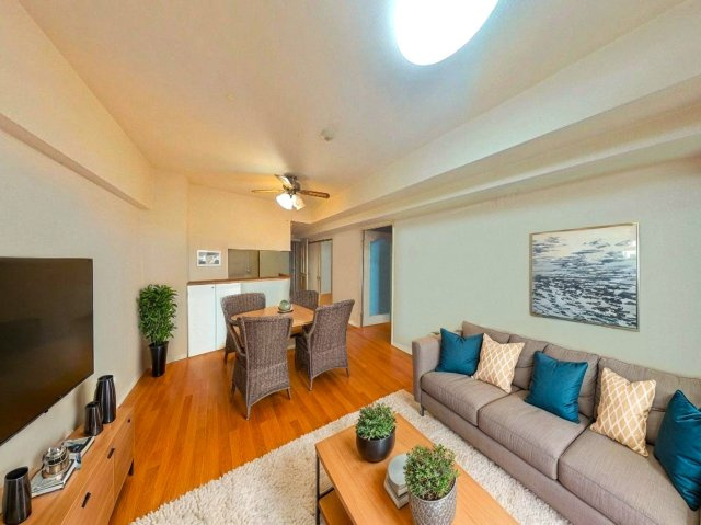 【居間・リビング】 | プロパレス平野背戸口フィエルテ | ＣＧによる家具等を配置したイメージ画像です。