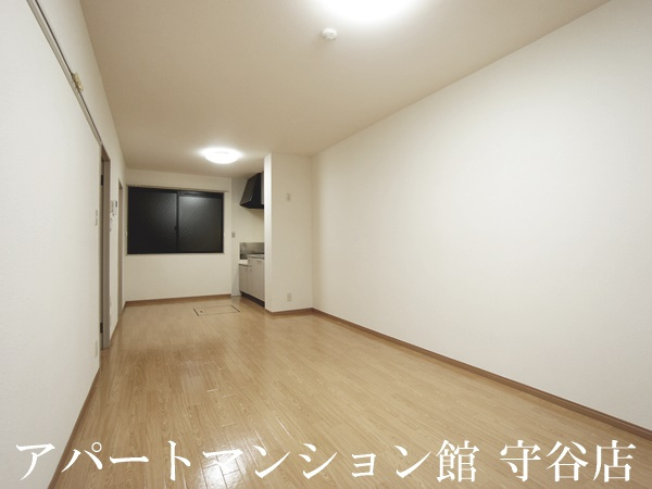 メゾン森Ⅶの居間・リビング