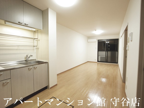 メゾン森Ⅶの居間・リビング