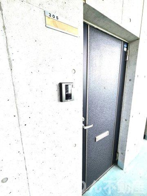 【玄関】 | フレンチェスデン