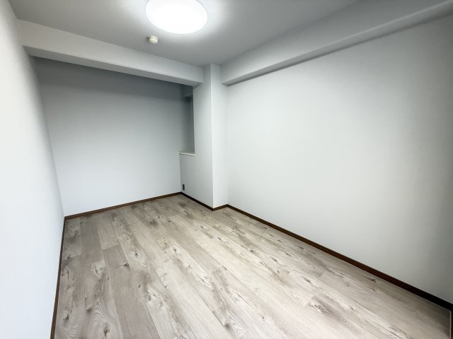 朝日プラザ西舞子の洋室