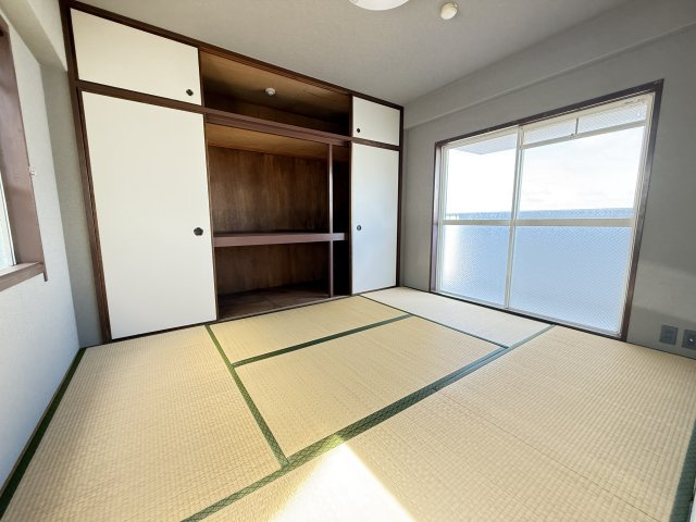 朝日プラザ西舞子の和室