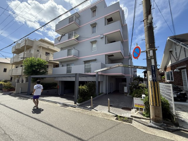 朝日プラザ西舞子の外観