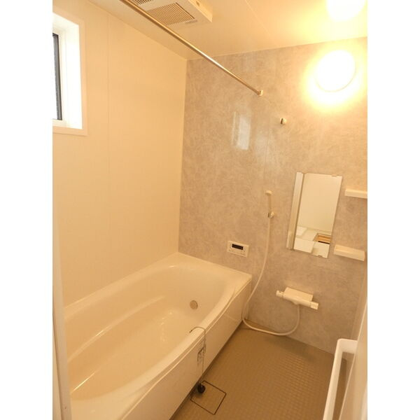 グラシアベル　Ⅰ棟の浴室