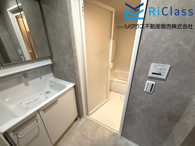 グルーブ兵庫グランアリーナの独立洗面台|使いやすい独立洗面台です