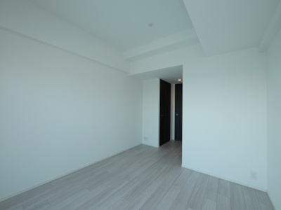 【洋室】 | S-RESIDENCE大和田aline | 落ち着いた色調の洋室です