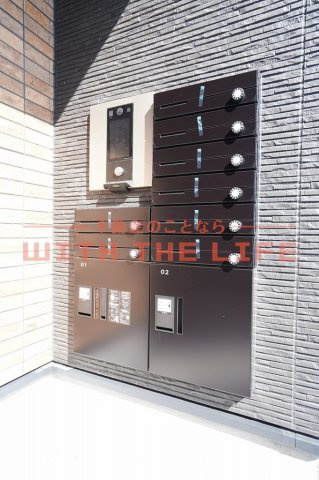 BRAVEBASE HAL（ブレイブベースハル）【キャンペーン対象物件】のエントランス|清潔なエントランスです