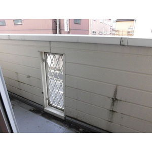 フレンドリー五反田のバルコニー