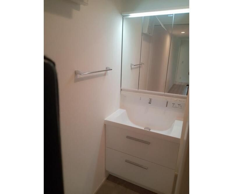 ｗｅｉｓｅｓ　Ｈａｕｓの独立洗面台