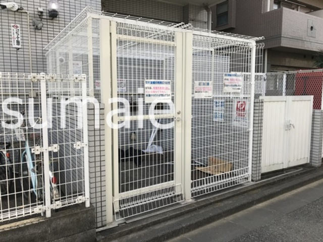 マリオン大宮のその他共用部分|敷地内ゴミ置き場。