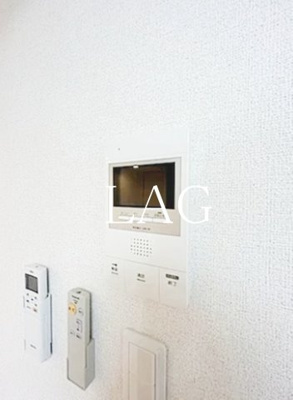 【セキュリティ】 | クリアル落合南長崎 | モニター付きインターフォンです。