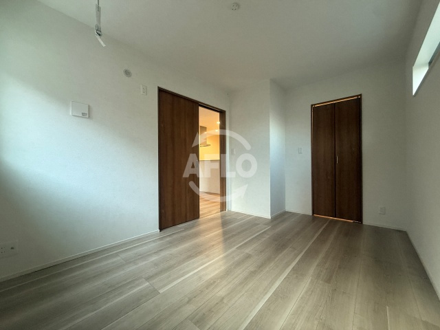 ロンドラージ今林の洋室