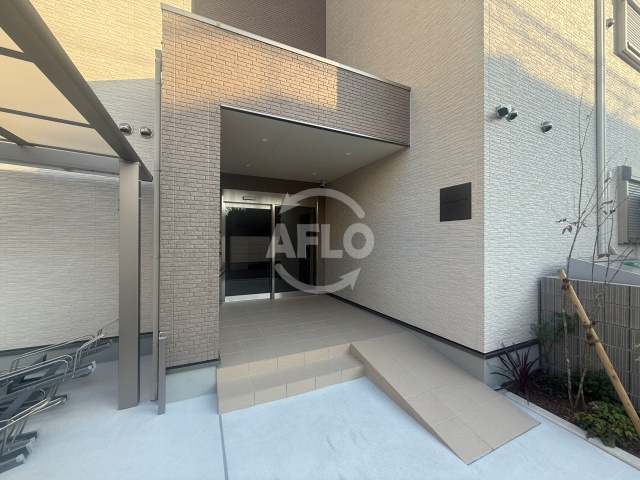 ロンドラージ今林のエントランス|ロンドラージ今林　エントランス