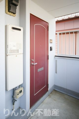 【玄関】 | クレスト新浜B | 毎日通る玄関はこちらです