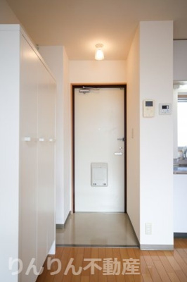 【玄関】 | クレスト新浜B | 落ち着いた玄関です