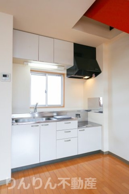 【キッチン】 | クレスト新浜B | きれいなキッチンです