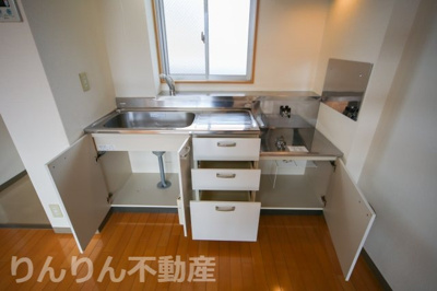 【キッチン】 | クレスト新浜B | キッチンです