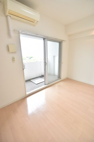 大阪市都島区東野田町１丁目の賃貸マンションの寝室