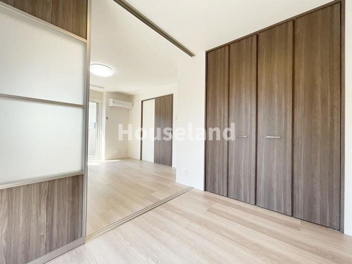 トリシアシャトーの洋室